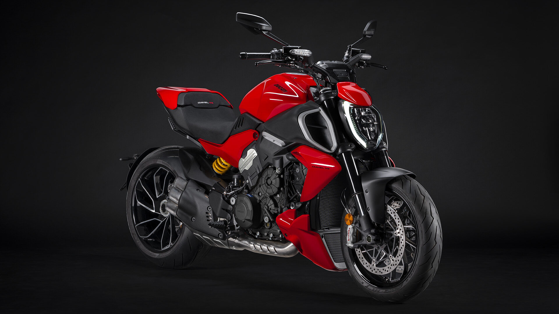 DiavelV4】4気筒ディアベルへの高まる期待 | バイクのことならDUCATI
